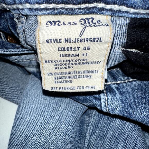 Miss Me Womens Sz 29x33 Signature Boot Cut Low Rise JE819582L Embellished Pocket - Picture 6 of 9